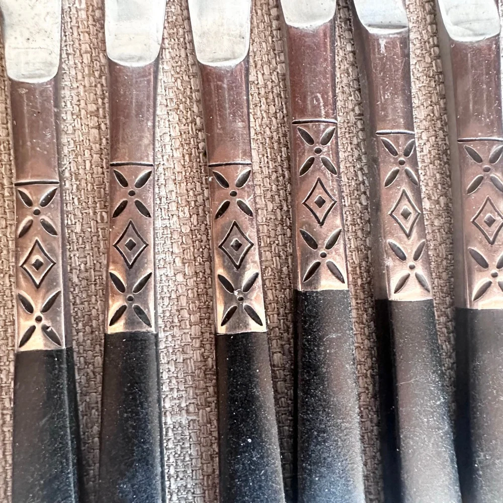 Vintage EKCO Eterna Stainless Canoe Muffin Dinner Knives Lot 8 EKS37 Japan MCM